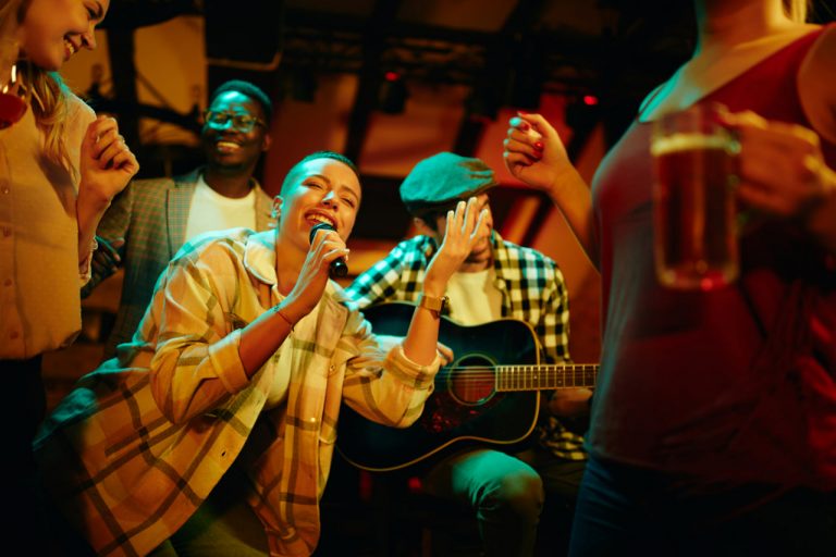 Essential Vocal Exercises for Beginners in Folk Singing